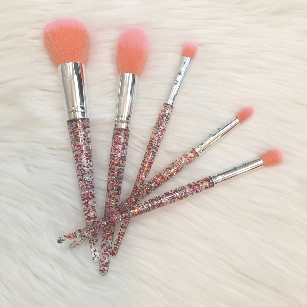 5 piece Sparkle Makeup Brush Set NEW